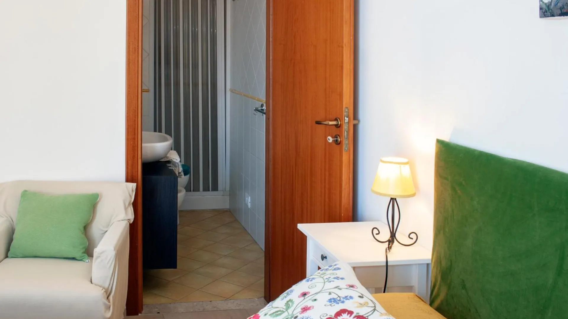 La Casa Gialla Taormina Italia