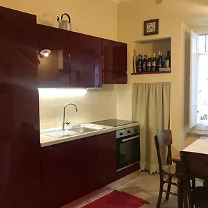 la-casina-del-centro.hotels-perugia.com/